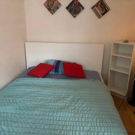 شقة Bern Str 140 *